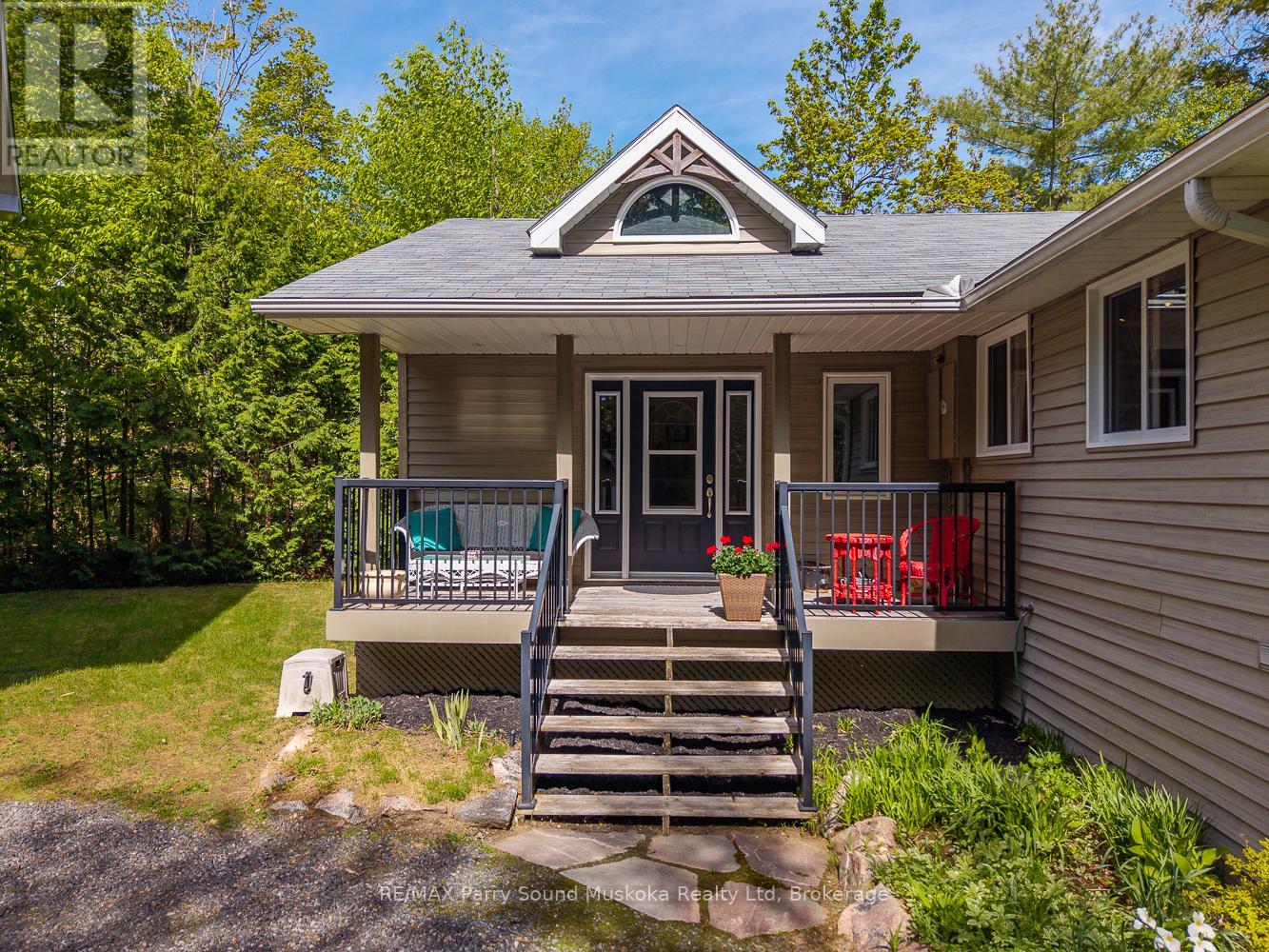 3 Maureen Drive, Seguin, Ontario  P2A 2W8 - Photo 8 - X12168063