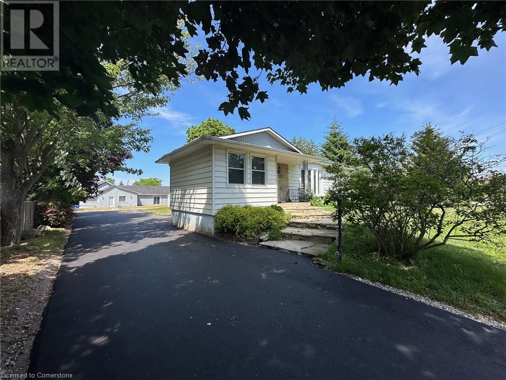 Property at 251 KING Street E image 3