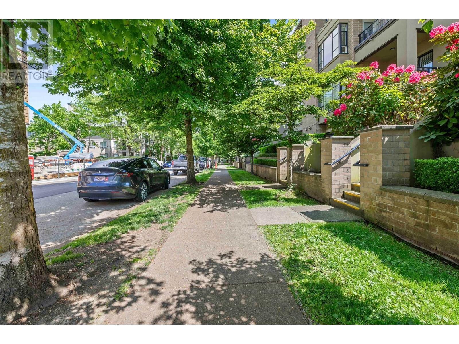 317 2478 WELCHER AVENUE, port coquitlam, British Columbia V3C0A6