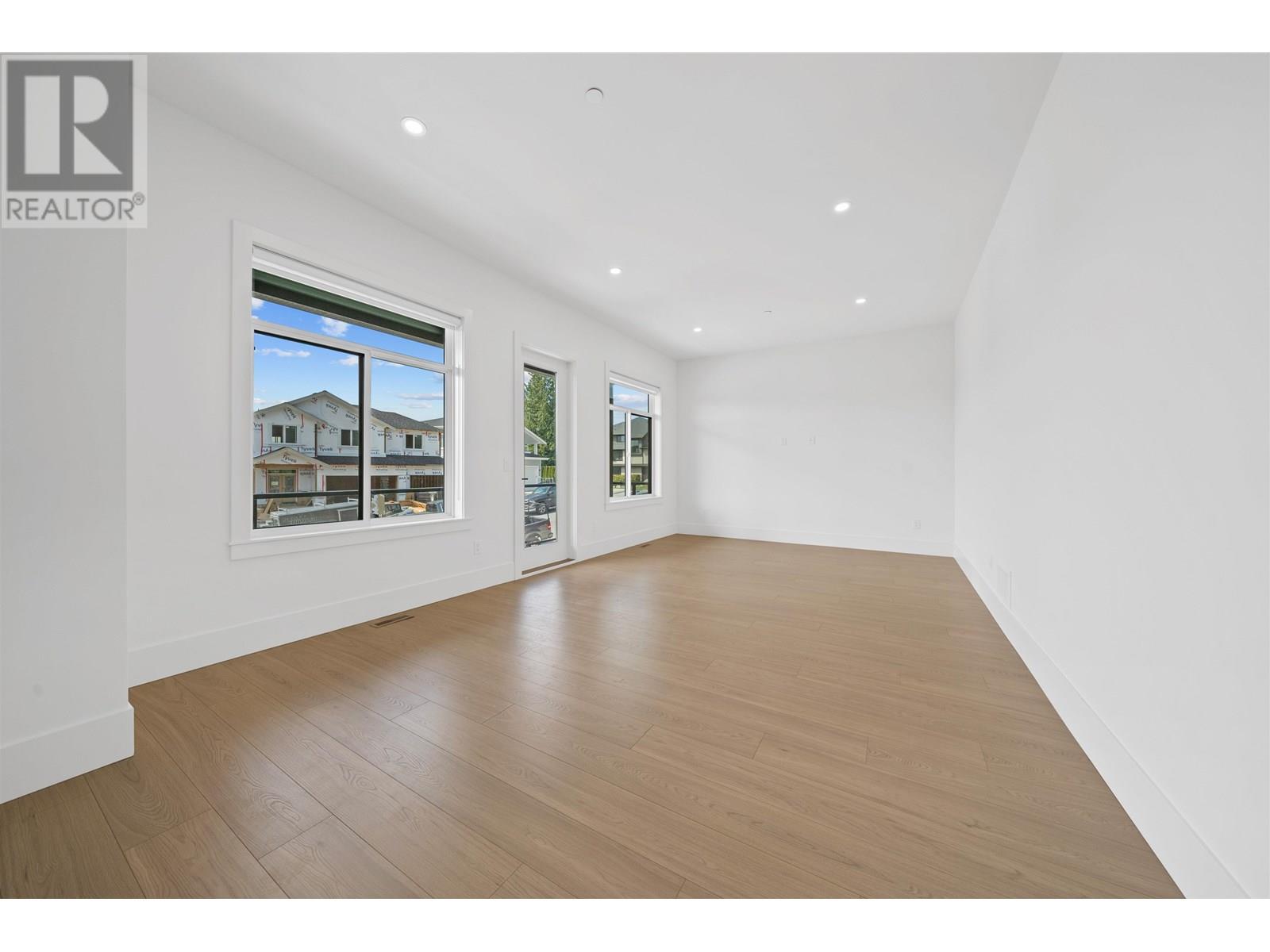 Property at 13576 BIRDTAIL DRIVE image 5