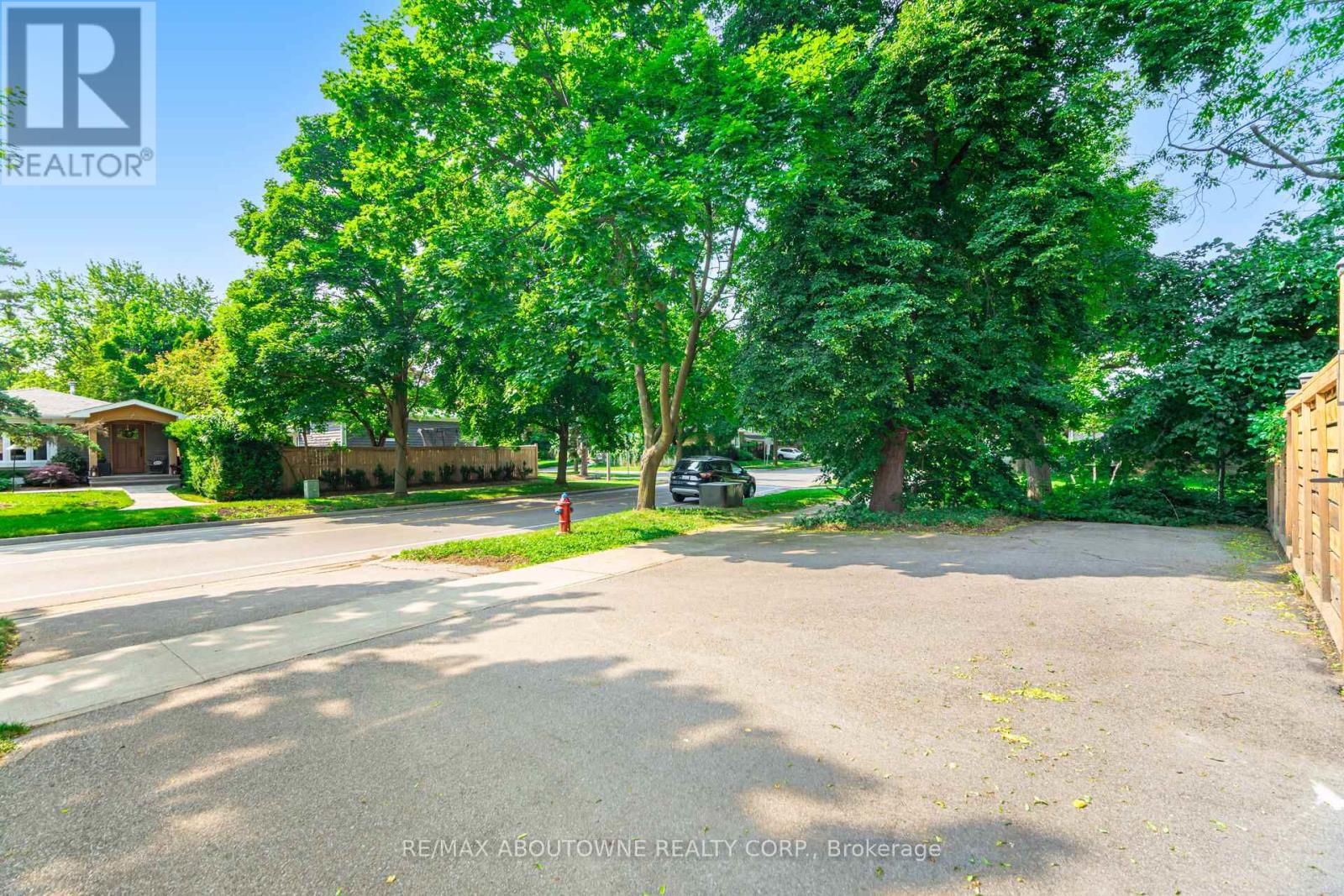 Property at 476 MAPLE AVENUE image 4