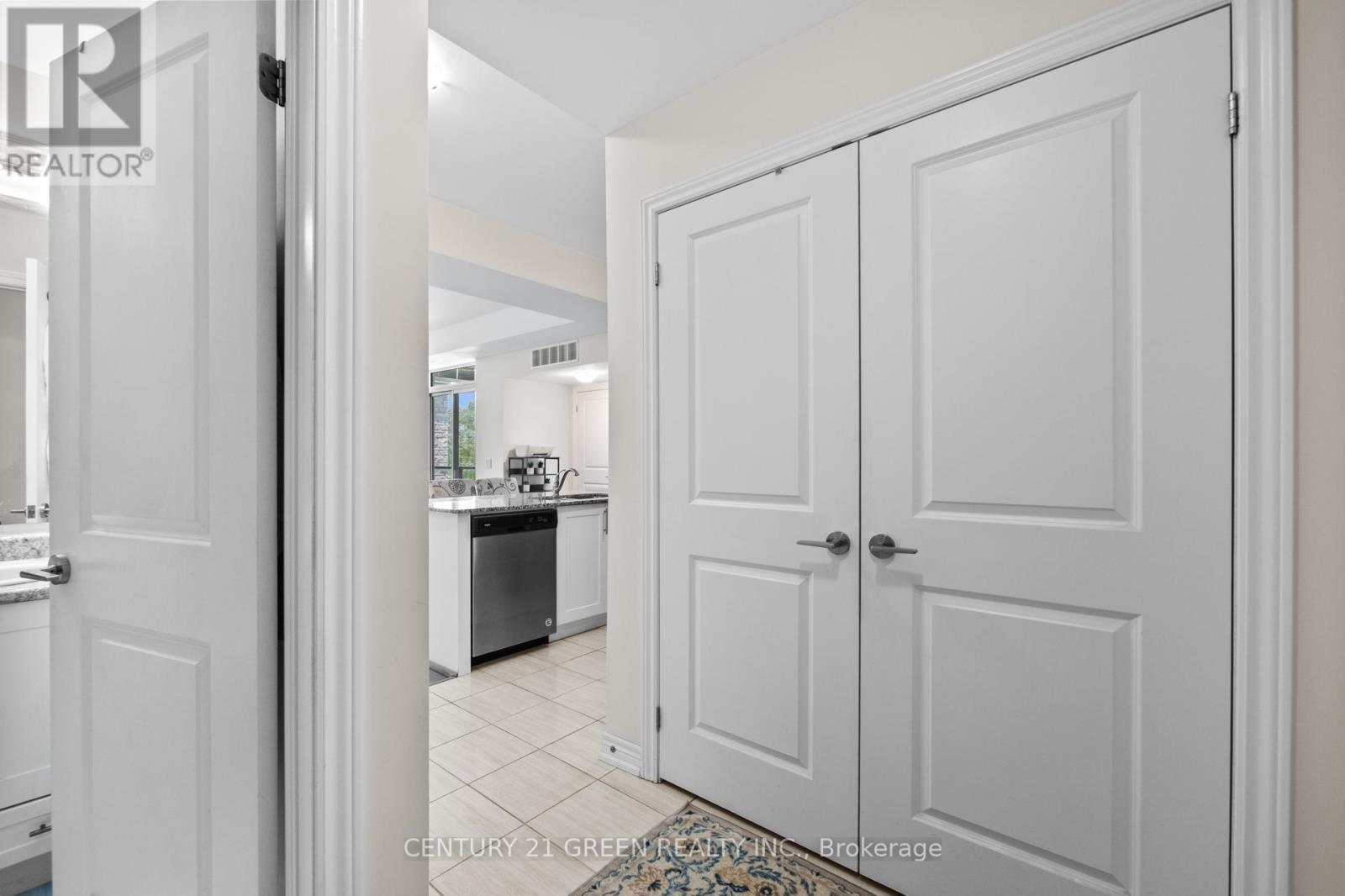 306 - 2370 Khalsa Gate, Oakville (Wm Westmount), Ontario  L6M 1P5 - Photo 14 - W12224136