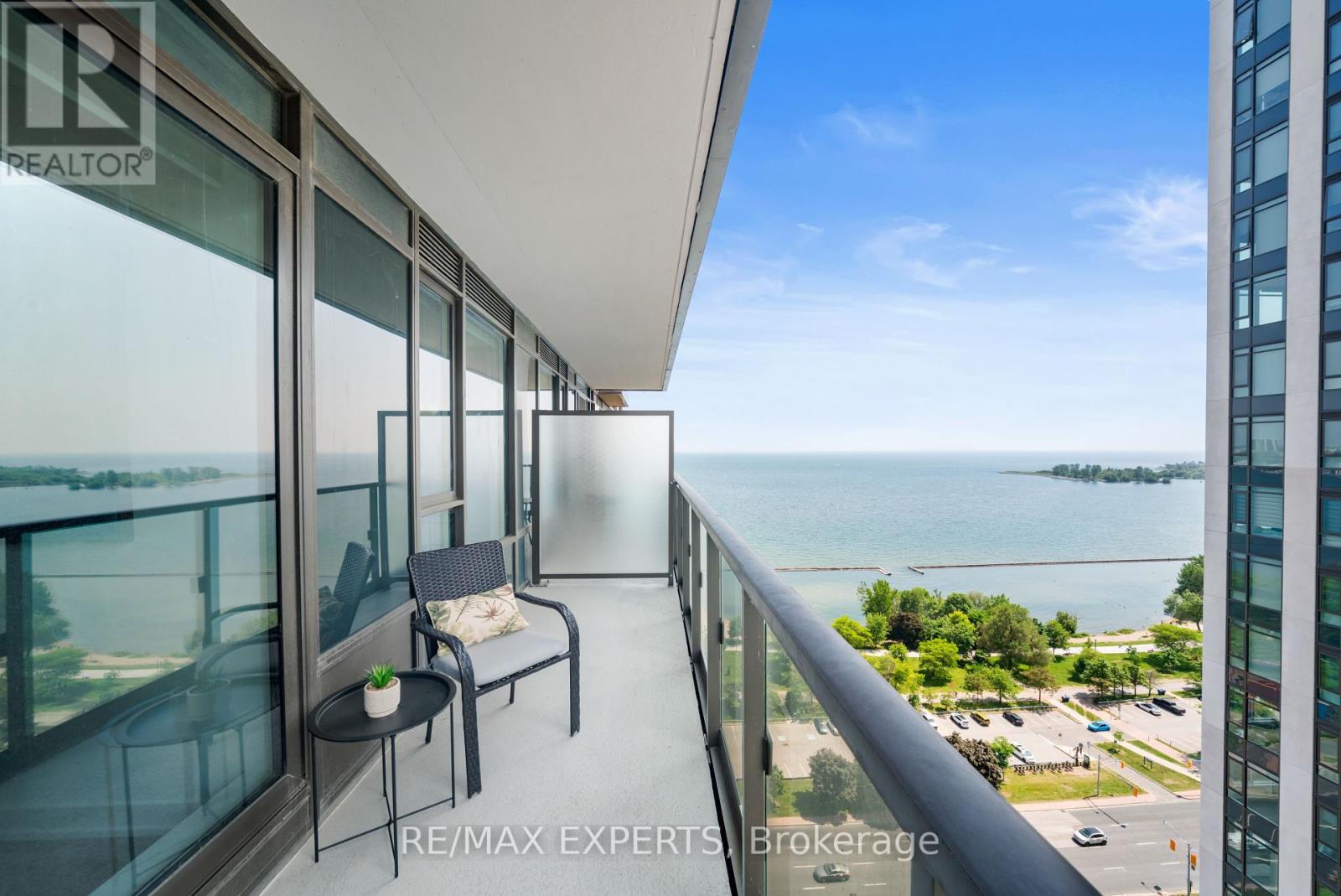 2512 - 1926 Lake Shore Boulevard W, Toronto (South Parkdale), Ontario  M6S 1A1 - Photo 1 - W12224165