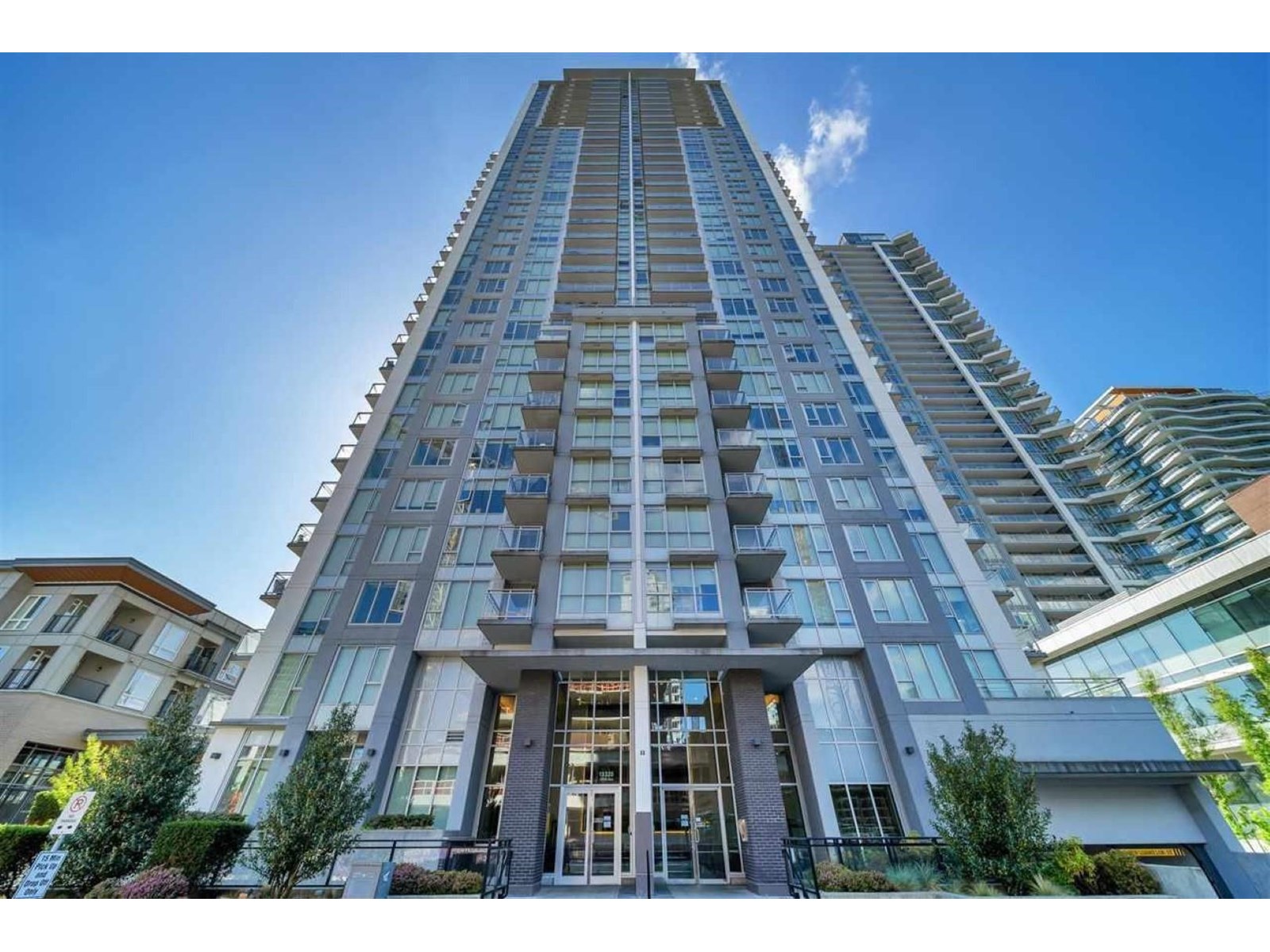 1808 13325 102a Avenue, Surrey, British Columbia  V3T 0J5 - Photo 1 - R3015655