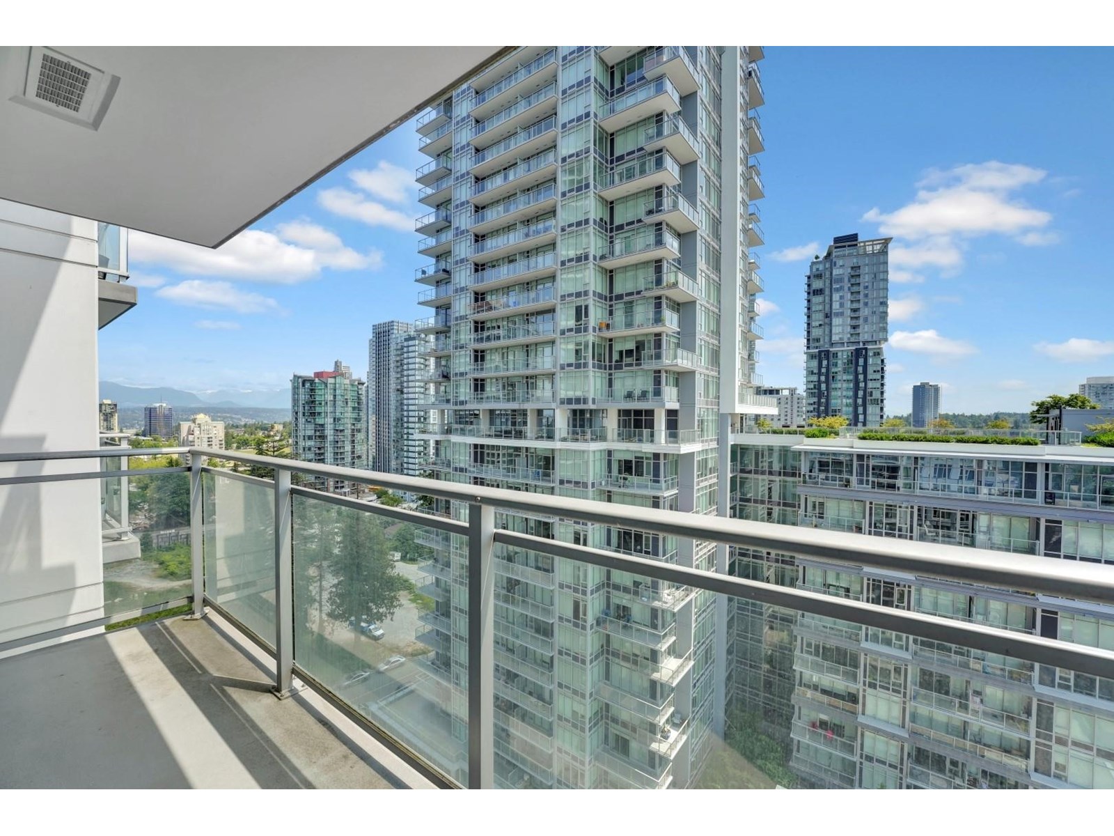 1808 13325 102a Avenue, Surrey, British Columbia  V3T 0J5 - Photo 24 - R3015655