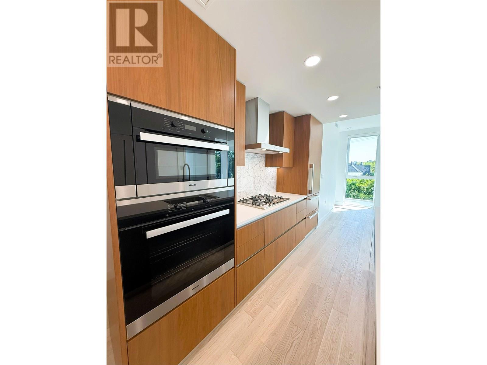 Property at 404 2888 ARBUTUS STREET image 2