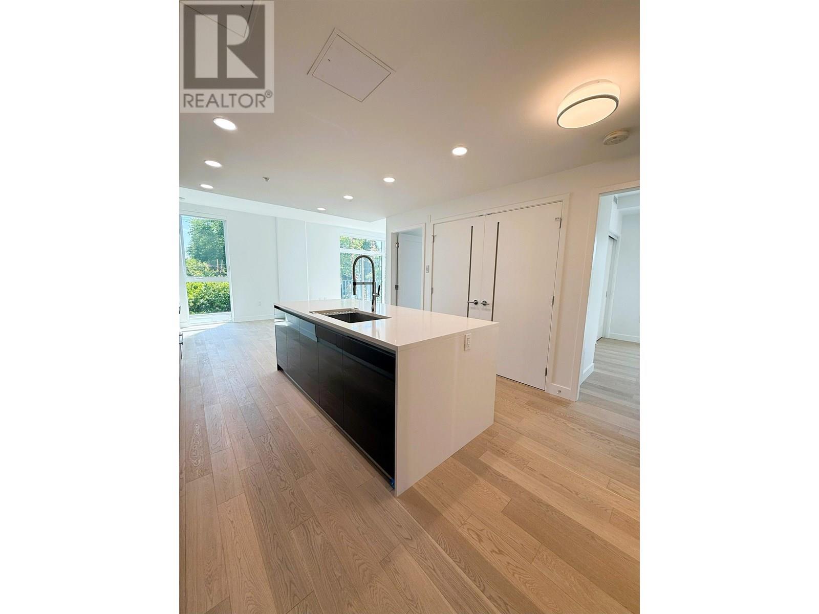 Property at 404 2888 ARBUTUS STREET image 3