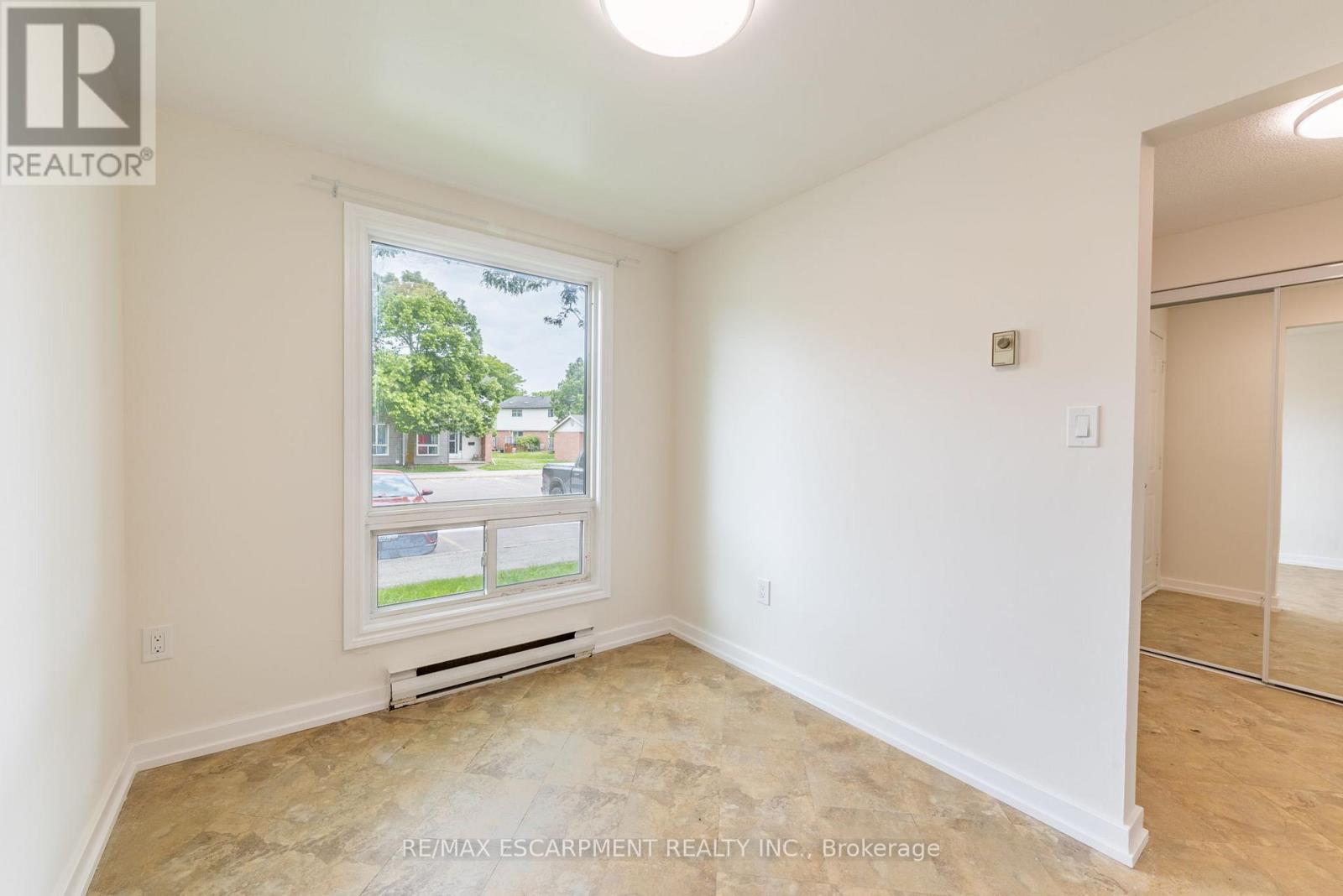 Property at 55 - 40 IMPERIAL ROAD N image 5