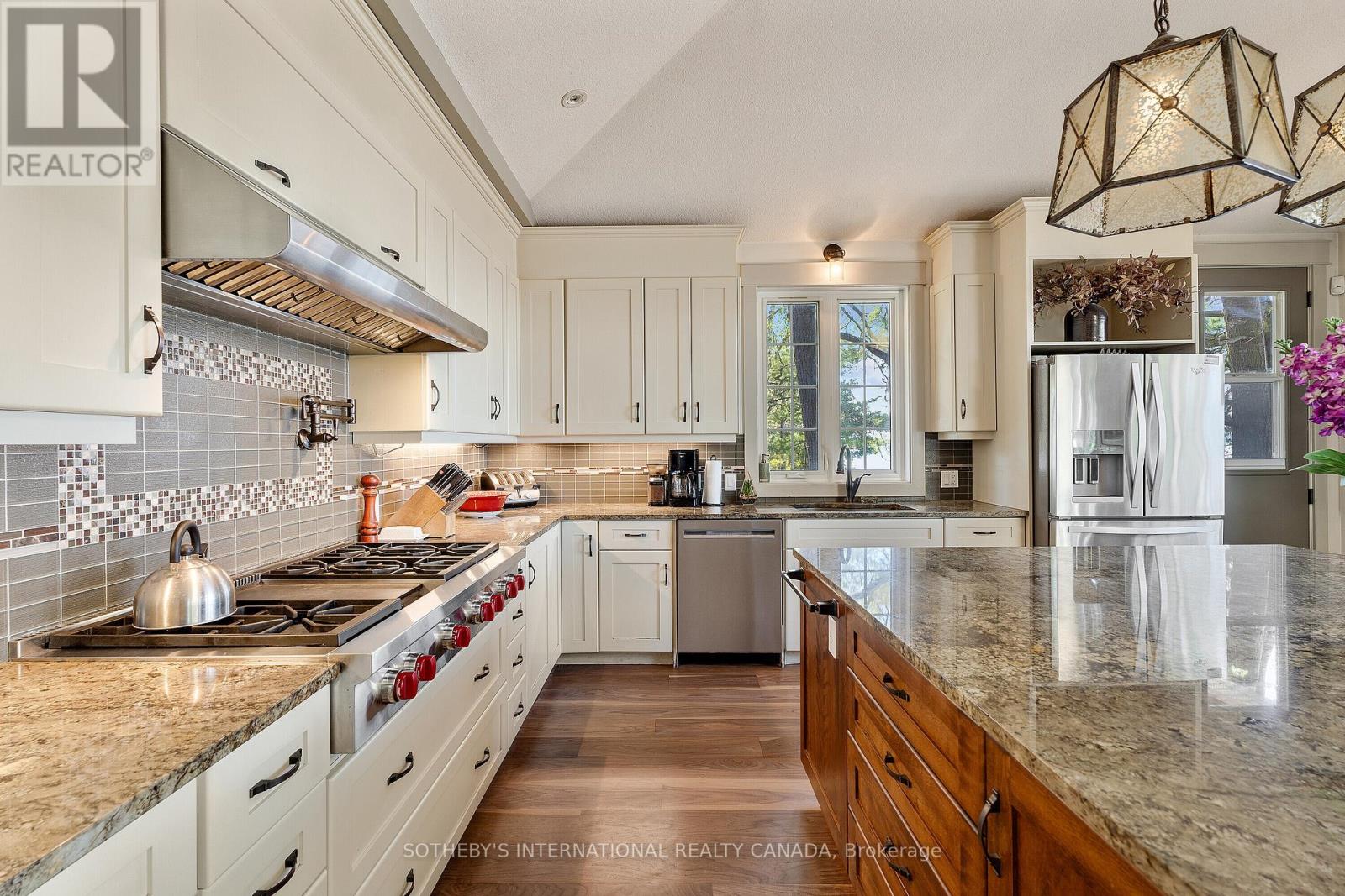 9 Monica Road, Tiny, Ontario  L0L 1P1 - Photo 21 - S12224216