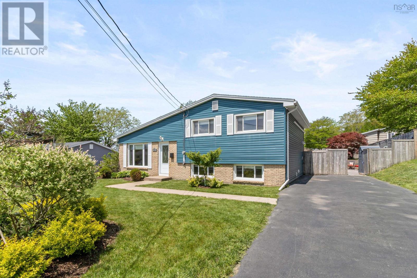 Property at 6 Tummell Drive image 2