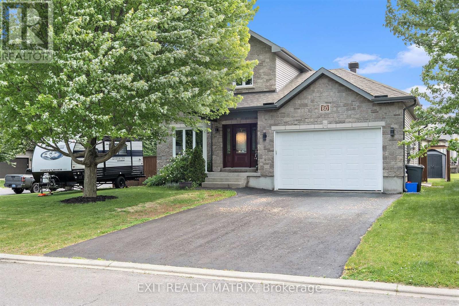 Property at 60 HONORE CRESCENT image 2