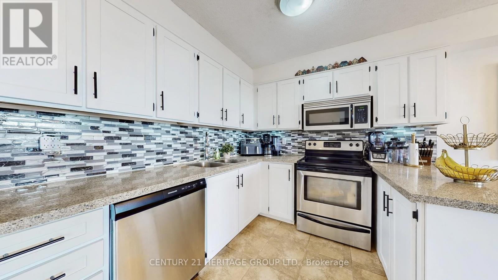 1212 - 8111 Yonge Street, Markham, Ontario L3T 4V9 - Photo 16 - N12220406