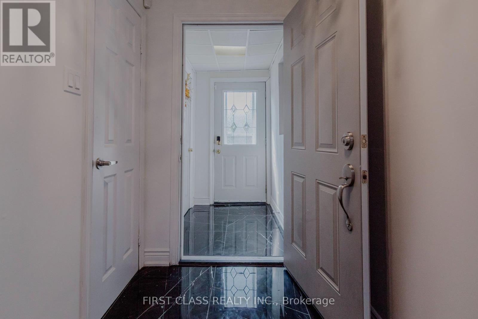 Property at 75 ROYAL SALISBURY WAY image 3