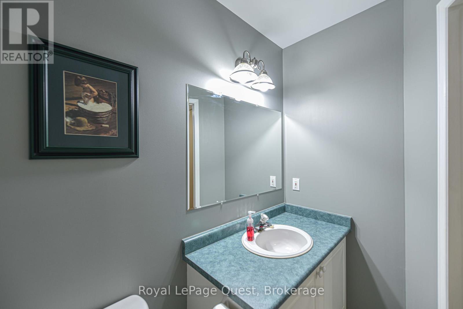 62 Vanessa Drive, Orillia, Ontario  L3V 7X2 - Photo 10 - S12224416