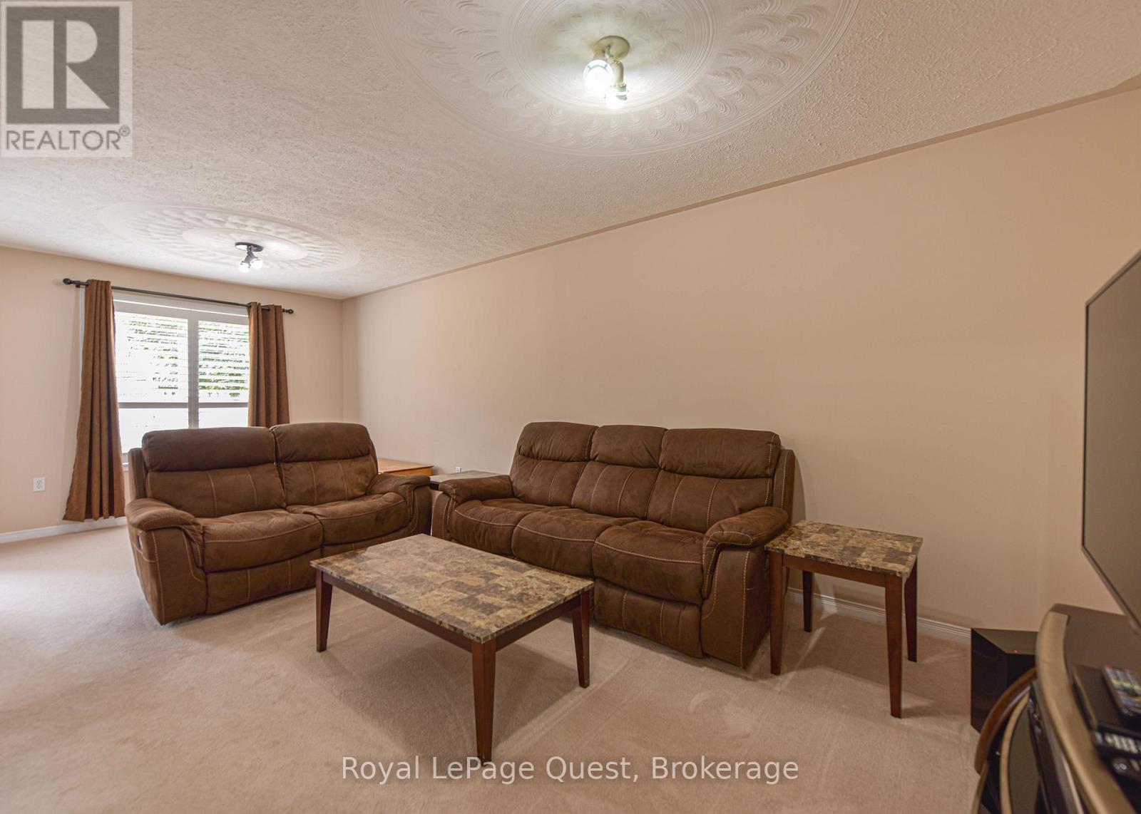 62 Vanessa Drive, Orillia, Ontario  L3V 7X2 - Photo 18 - S12224416