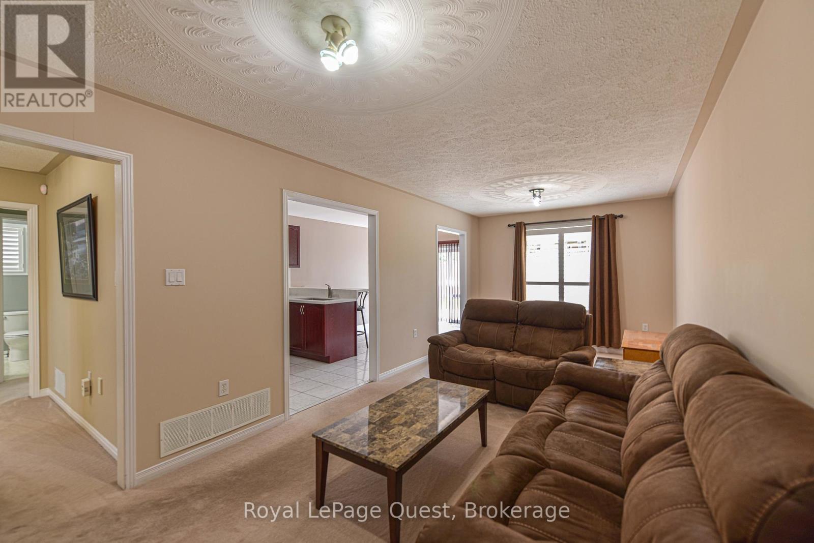 62 Vanessa Drive, Orillia, Ontario  L3V 7X2 - Photo 19 - S12224416
