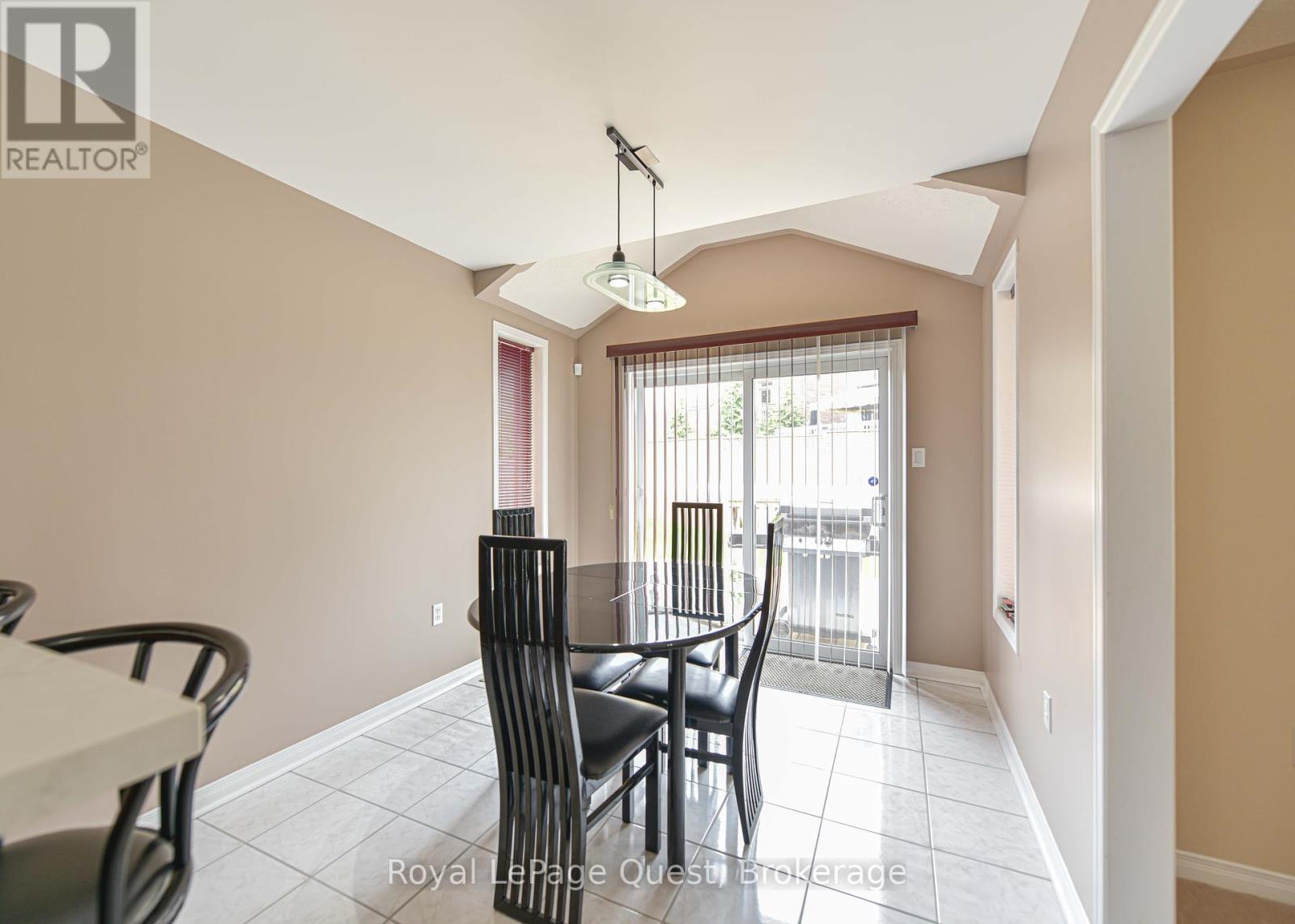 62 Vanessa Drive, Orillia, Ontario  L3V 7X2 - Photo 23 - S12224416