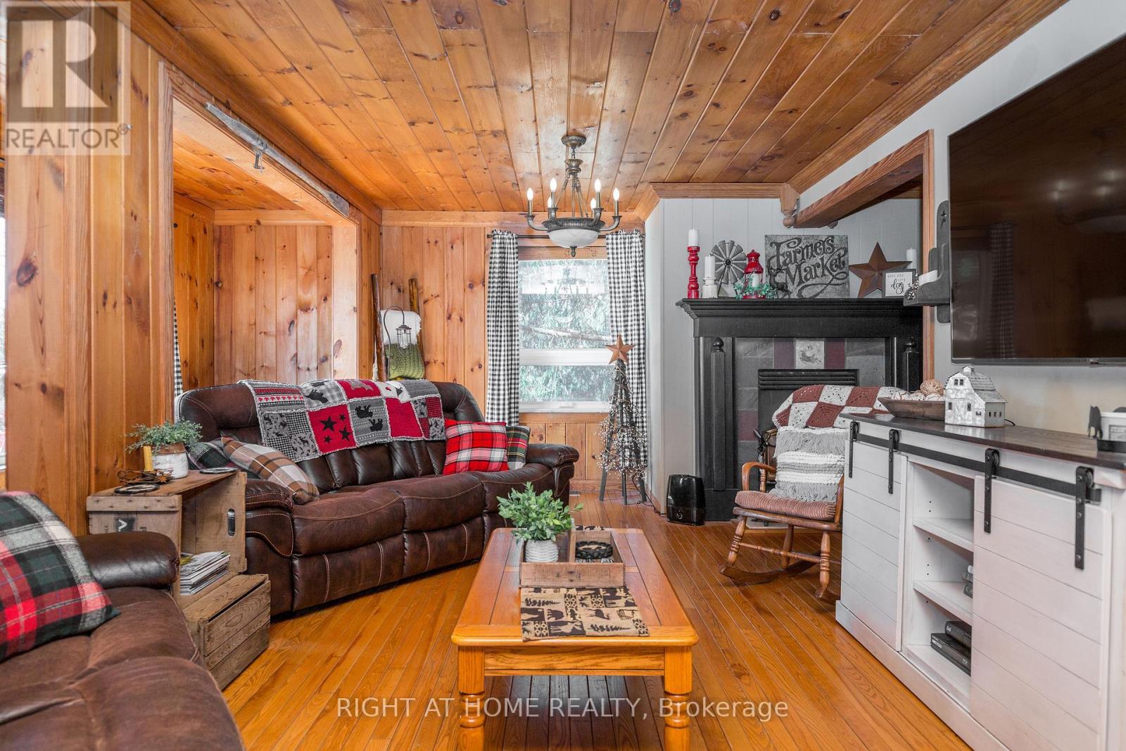 557472 Mulmur Melancthon Line, Melancthon, Ontario  L9V 1W8 - Photo 17 - X12224243