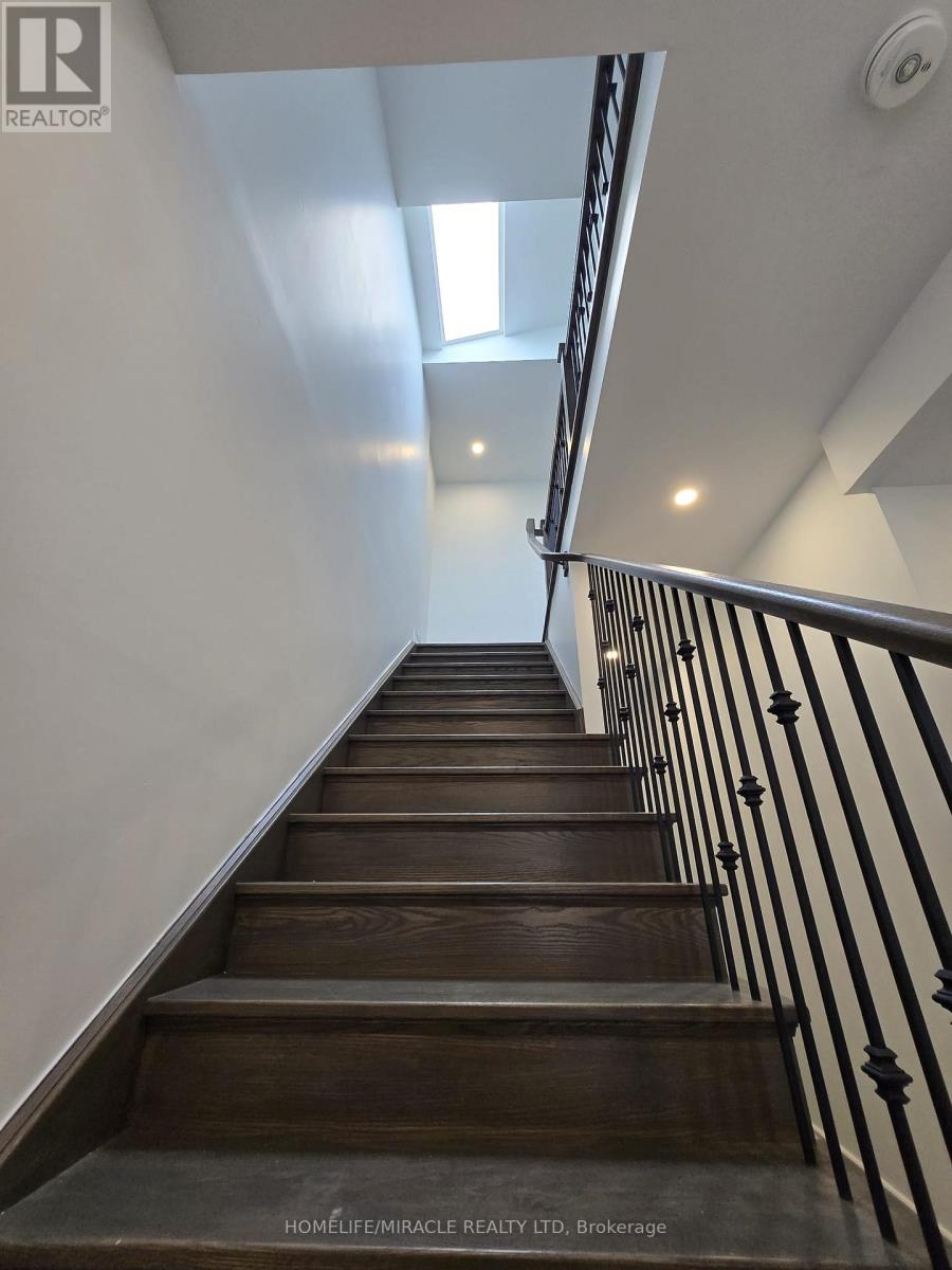 4619 Second Avenue, Niagara Falls, Ontario  L2E 4H5 - Photo 12 - X12224265