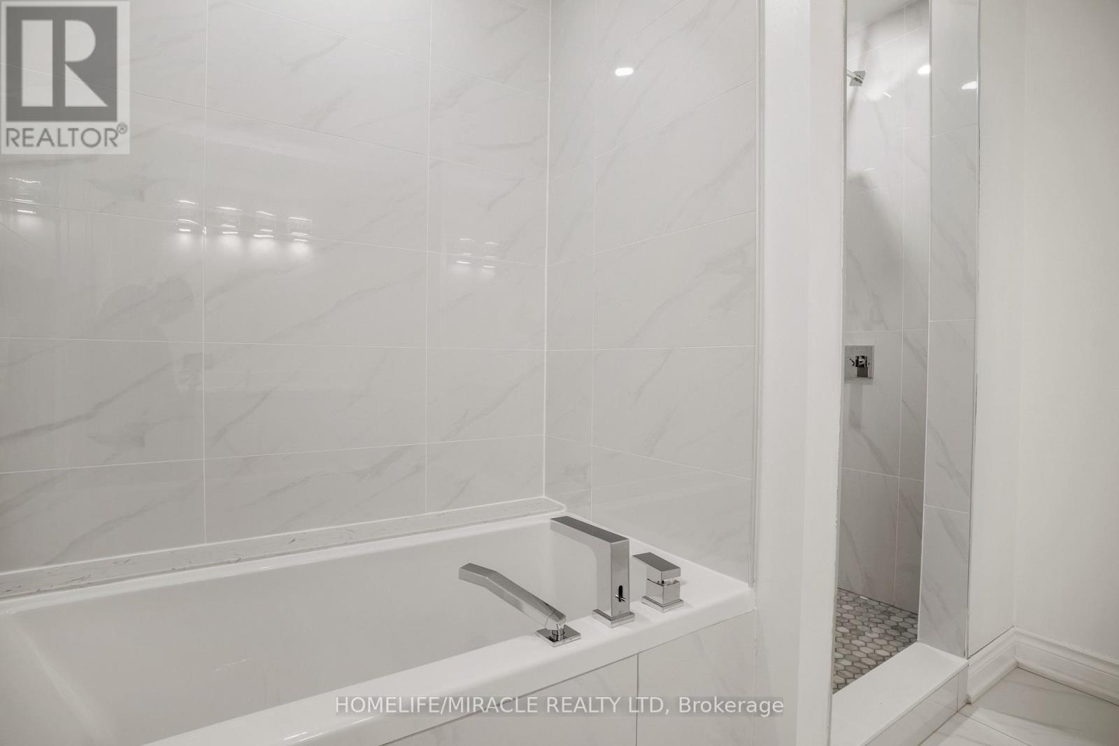 4619 Second Avenue, Niagara Falls, Ontario  L2E 4H5 - Photo 21 - X12224265
