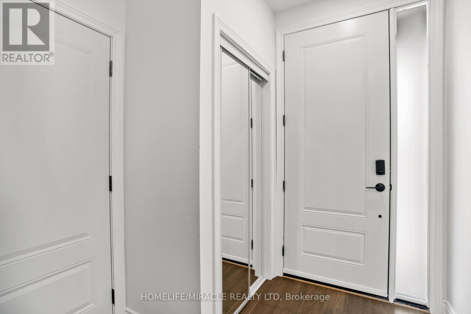 4619 Second Avenue, Niagara Falls, Ontario  L2E 4H5 - Photo 6 - X12224265