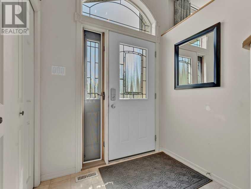 Property at 7 Park Place W image 5