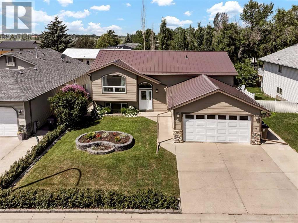 Property at 7 Park Place W image 1