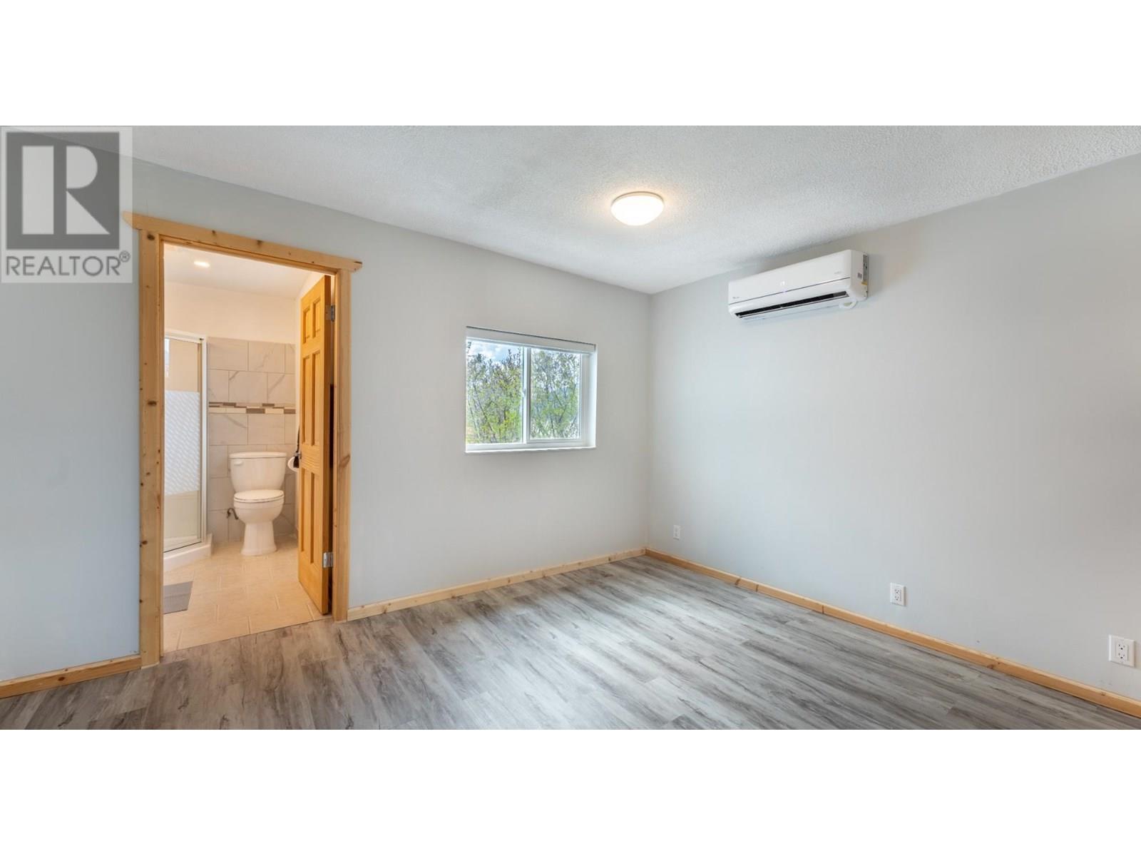 919 Regina Street, Creston, British Columbia  V0B 1G4 - Photo 13 - 10352410