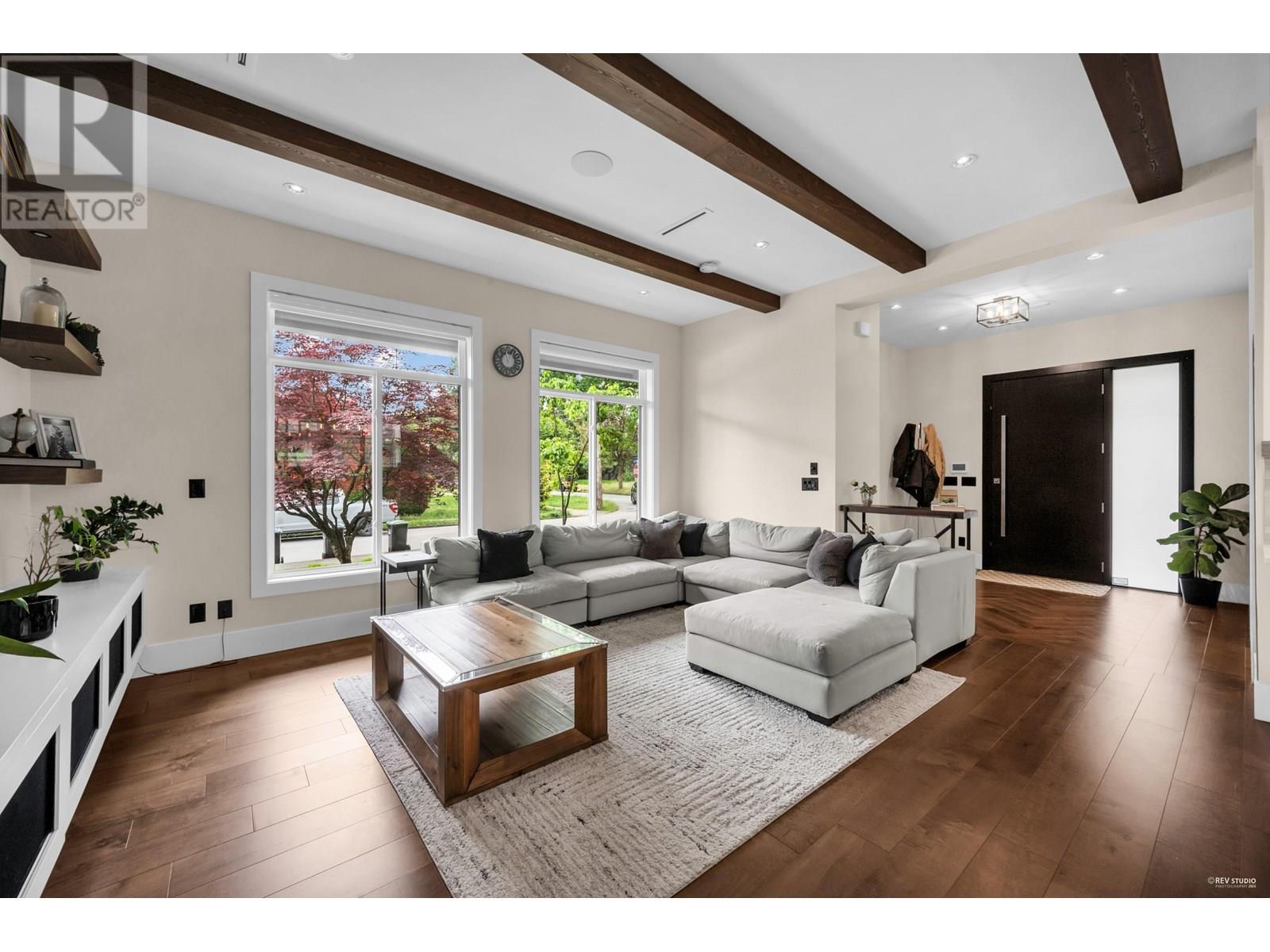 Property at 929 FOURTH STREET image 5