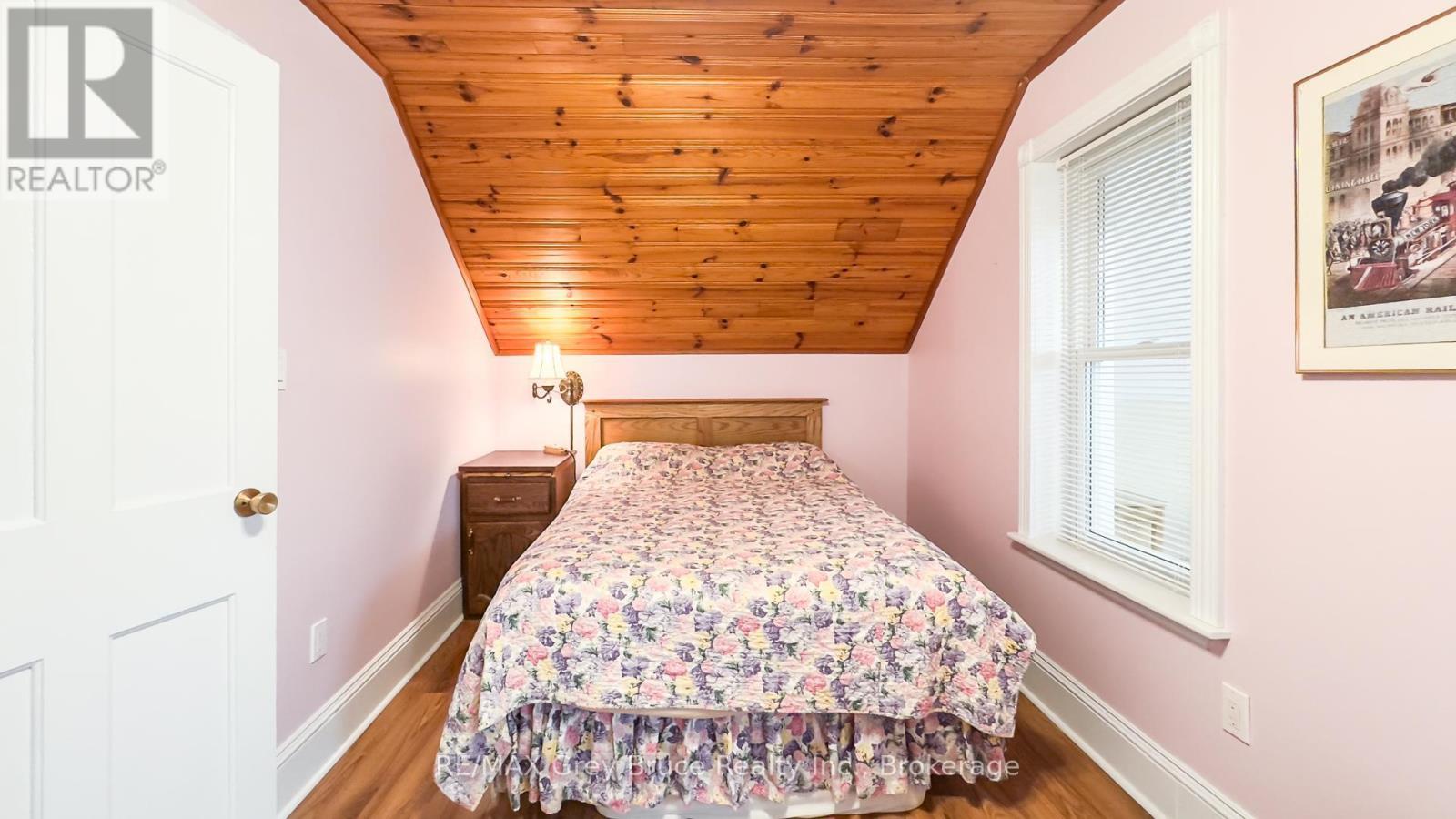 46 Main Street, Arran-Elderslie, Ontario  N0H 2N0 - Photo 28 - X12224441