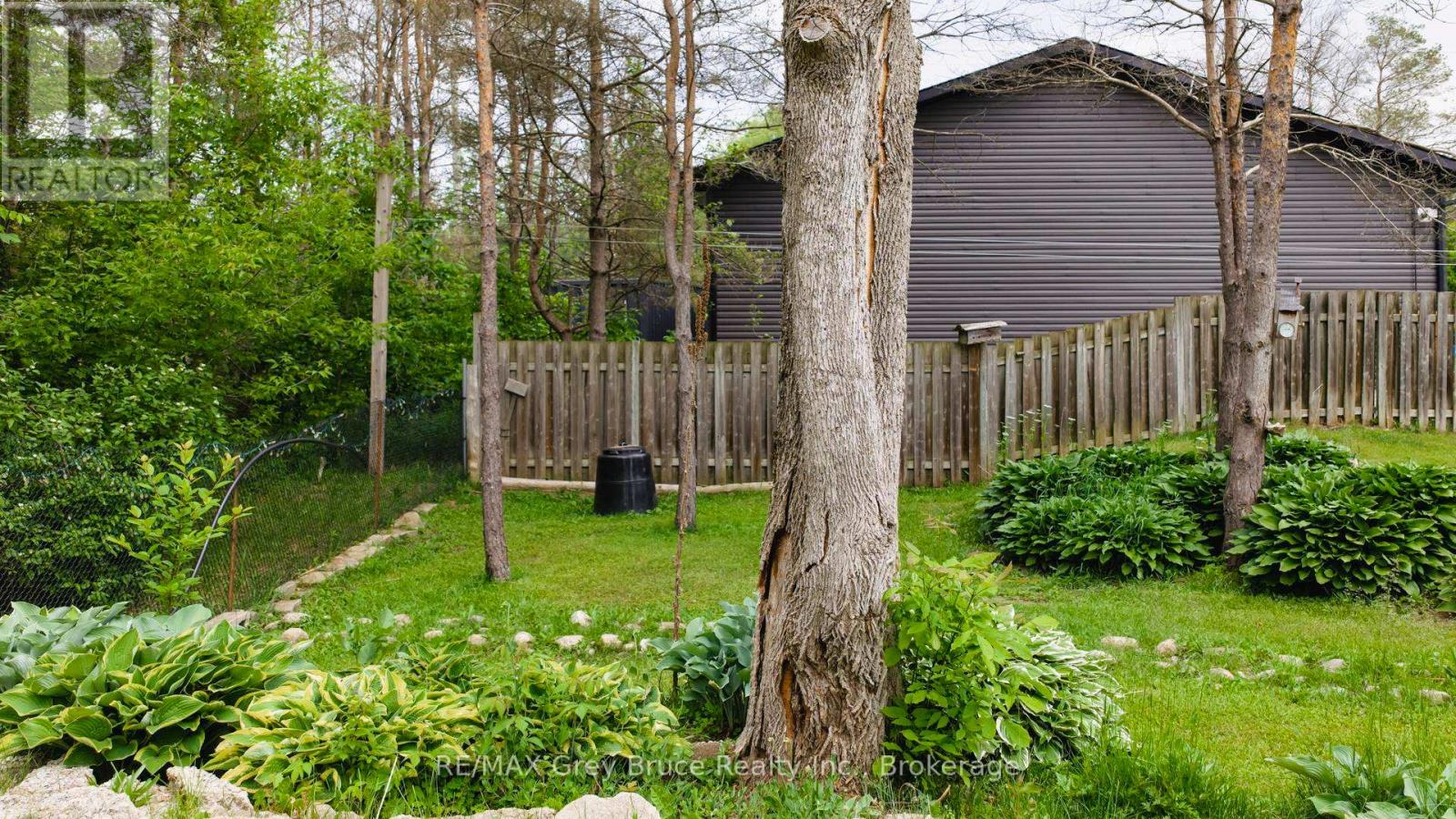 236 Bruce Street, South Bruce Peninsula, Ontario  N0H 2T0 - Photo 47 - X12224444