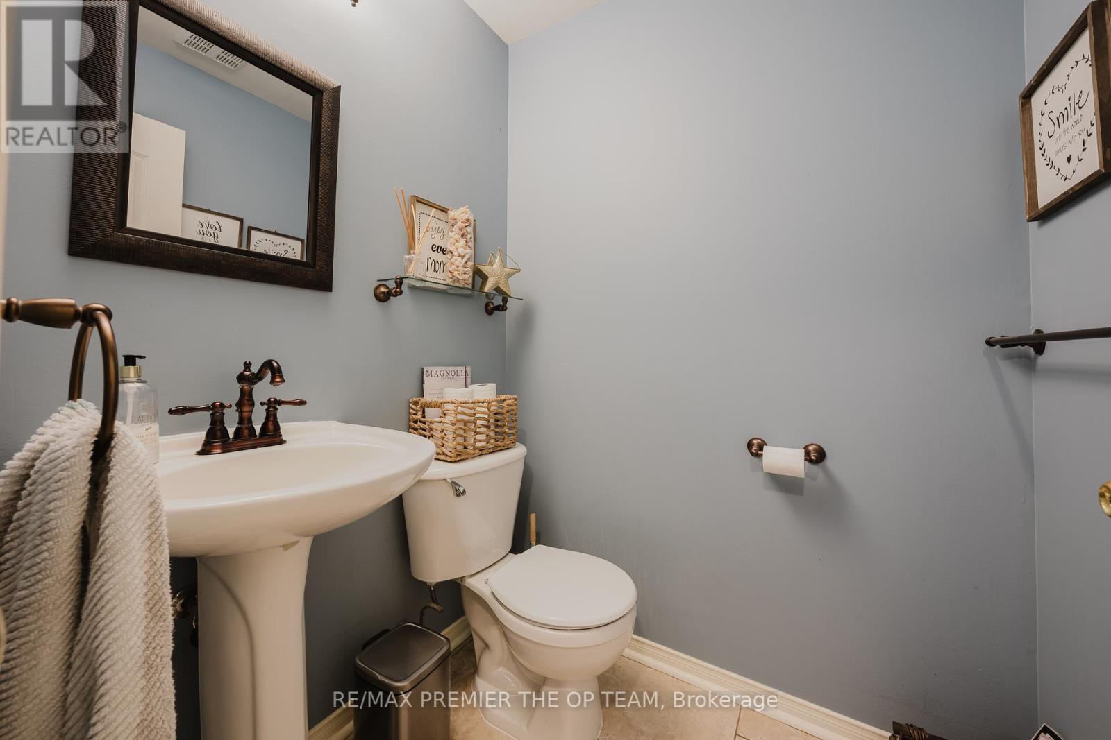 Property at 50 BEAVERBROOK CRESCENT image 4