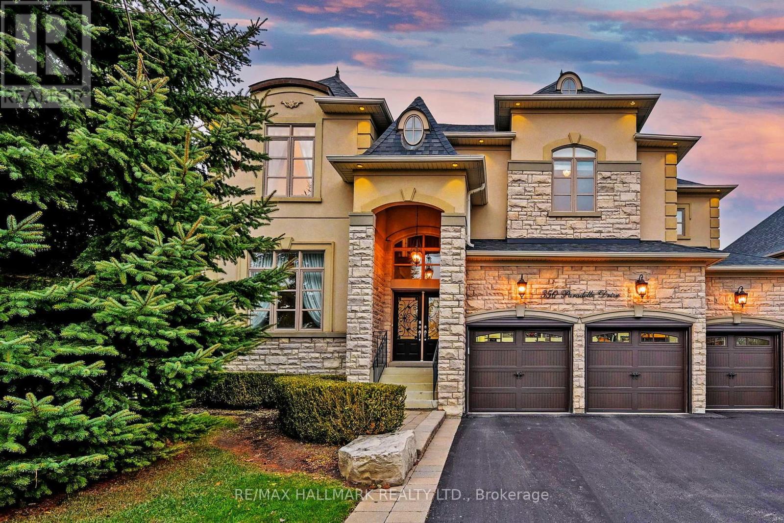 Property at 350 PARADELLE DRIVE image 4