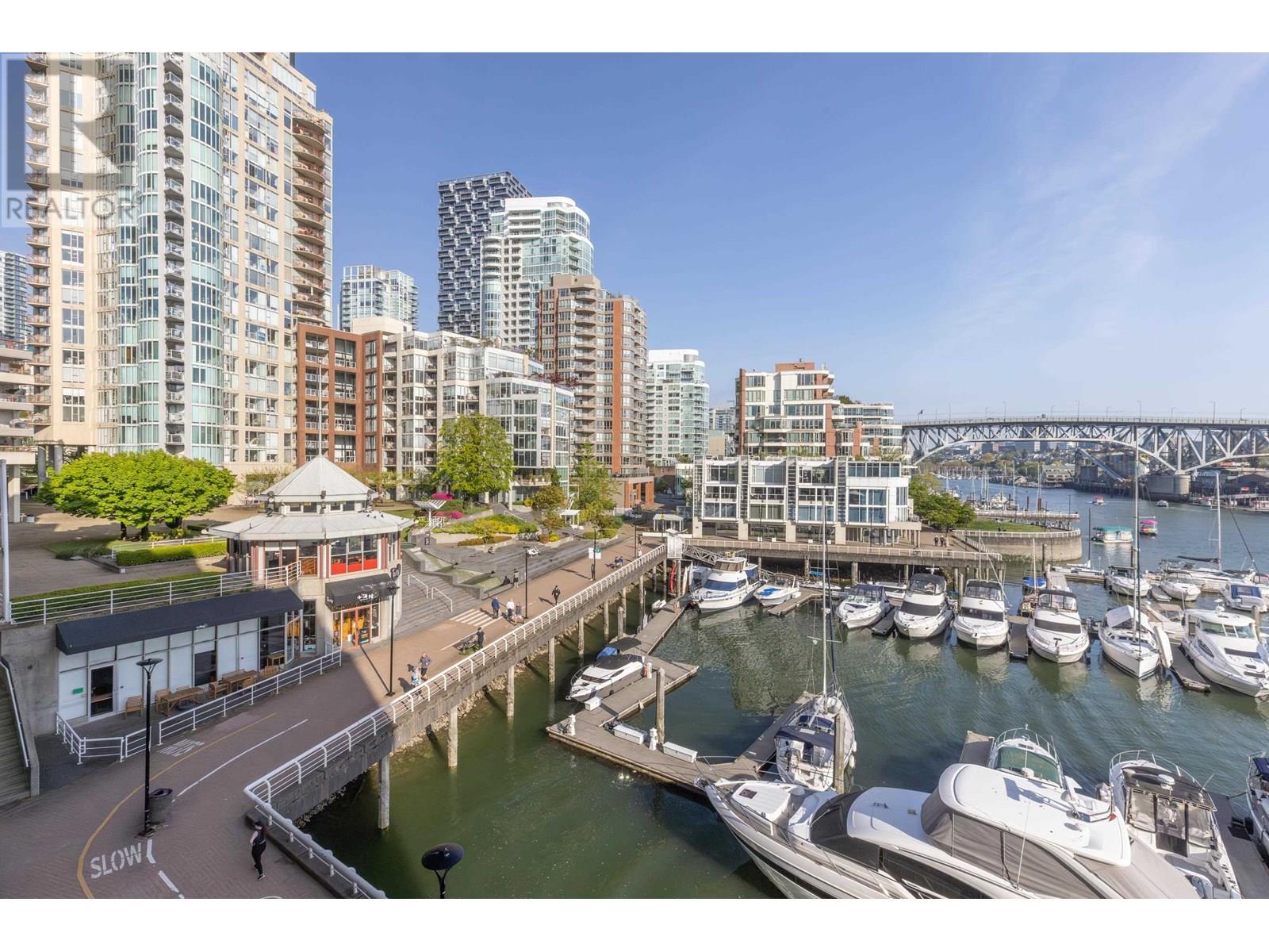 302 1012 BEACH AVENUE, vancouver, British Columbia V6E1T7