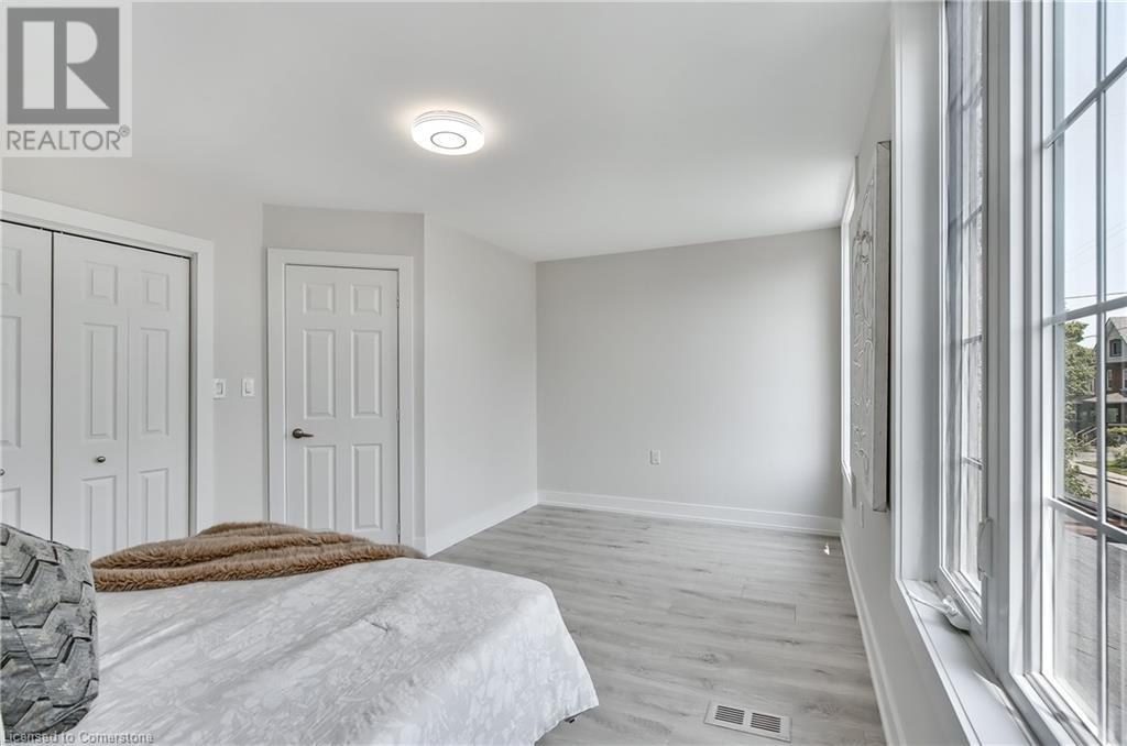 221 Rosslyn Avenue N, Hamilton, Ontario  L8L 7P8 - Photo 22 - 40741744