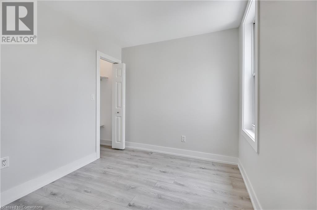 221 Rosslyn Avenue N, Hamilton, Ontario  L8L 7P8 - Photo 28 - 40741744