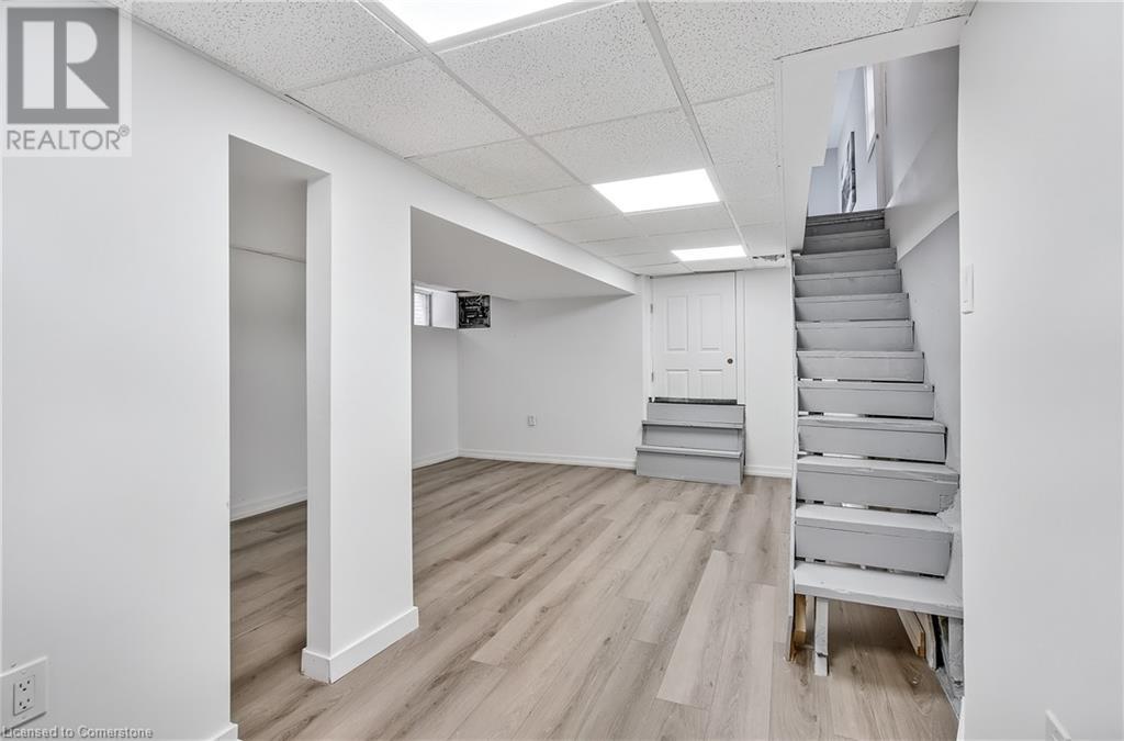 221 Rosslyn Avenue N, Hamilton, Ontario  L8L 7P8 - Photo 30 - 40741744