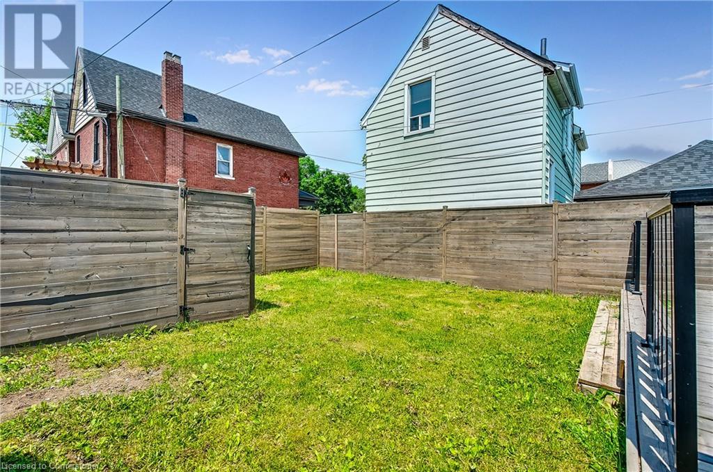 221 Rosslyn Avenue N, Hamilton, Ontario  L8L 7P8 - Photo 36 - 40741744