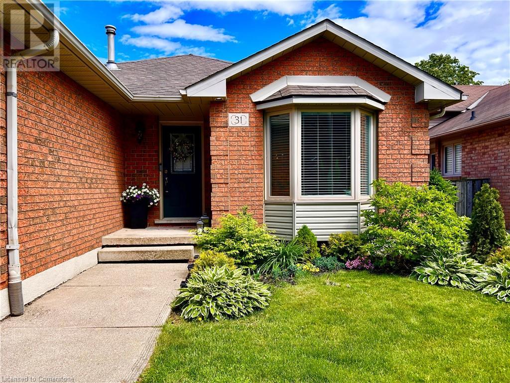 Property at 31 LONEOAK Crescent image 2