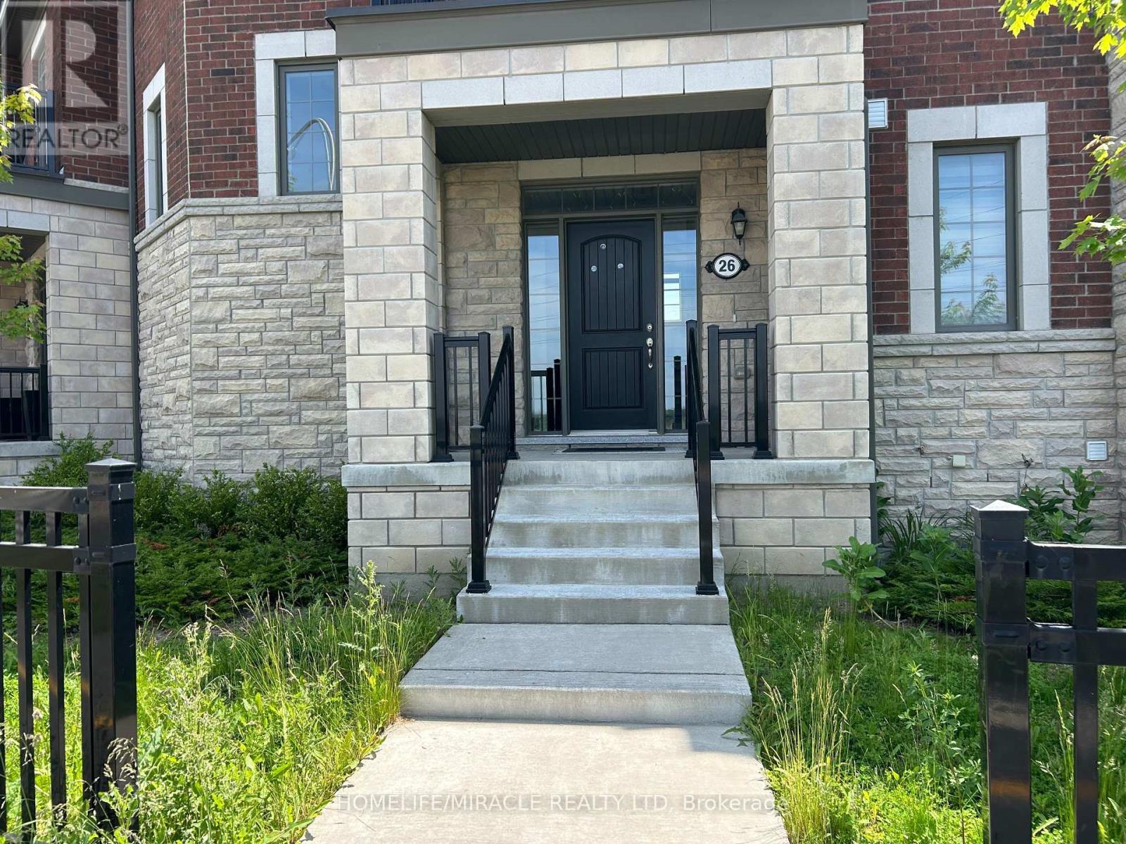Property at 26 FIESTA WAY E image 1