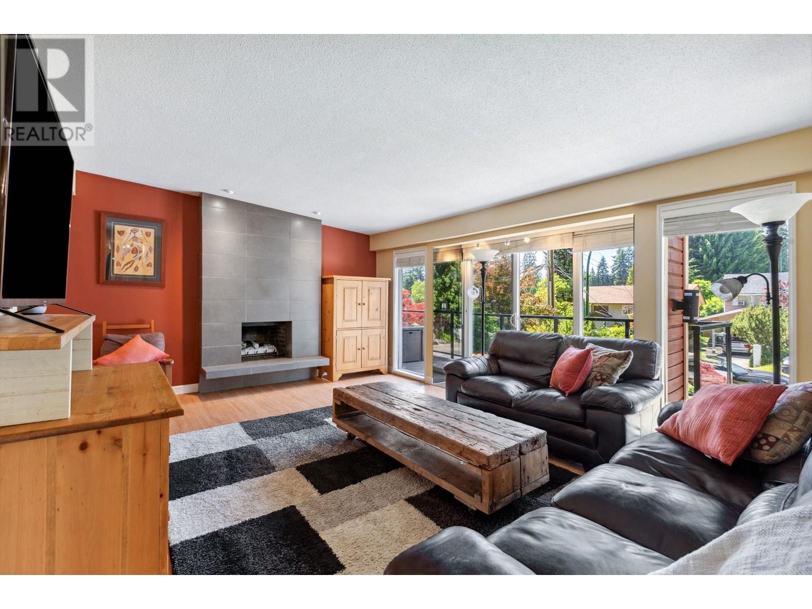 Property at 2591 BELLOC STREET image 5