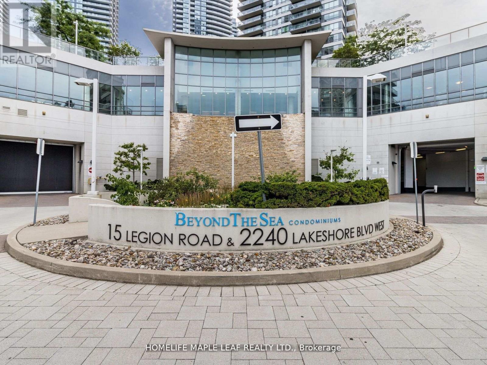 Lph02 - 2240 Lakeshore Boulevard W, Toronto (Mimico), Ontario  M8V 0B1 - Photo 2 - W12224440