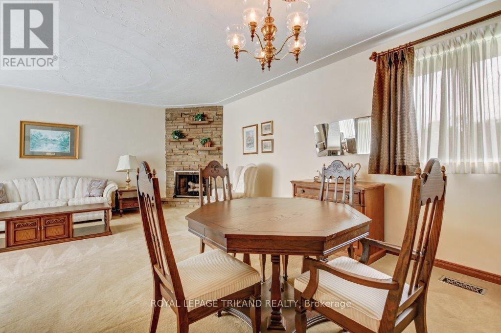 10179 Lynhurst Park Drive, Central Elgin, Ontario  N5P 2E5 - Photo 12 - X12224605
