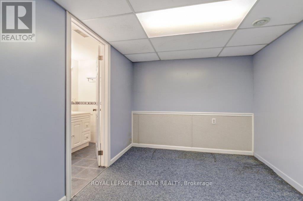 10179 Lynhurst Park Drive, Central Elgin, Ontario  N5P 2E5 - Photo 21 - X12224605