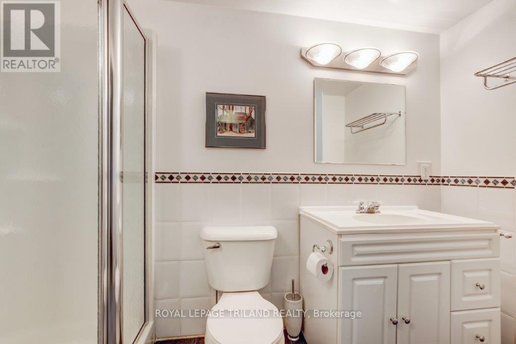 10179 Lynhurst Park Drive, Central Elgin, Ontario  N5P 2E5 - Photo 22 - X12224605