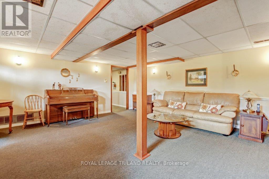 10179 Lynhurst Park Drive, Central Elgin, Ontario  N5P 2E5 - Photo 25 - X12224605