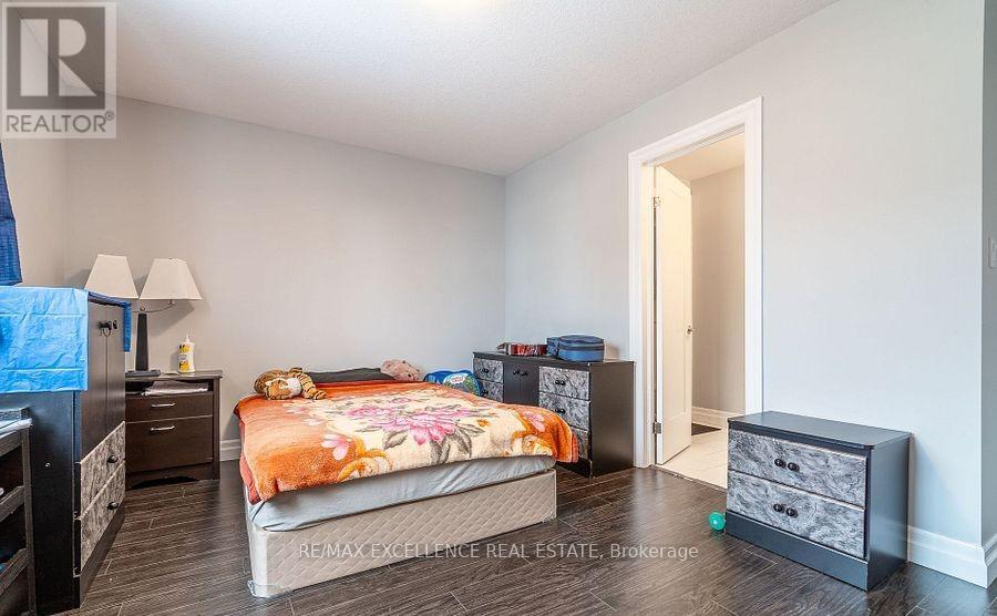 3023 Doyle Drive, London South (South U), Ontario  N6M 0G9 - Photo 22 - X12224471