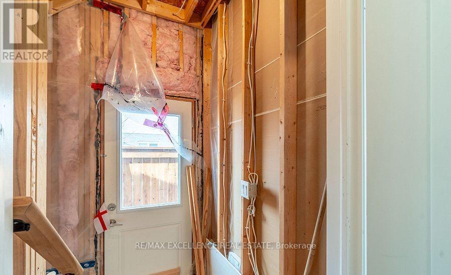 3023 Doyle Drive, London South (South U), Ontario  N6M 0G9 - Photo 28 - X12224471