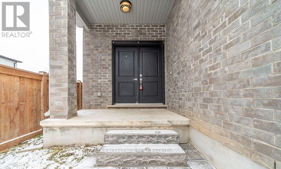 3023 Doyle Drive, London South (South U), Ontario  N6M 0G9 - Photo 3 - X12224471