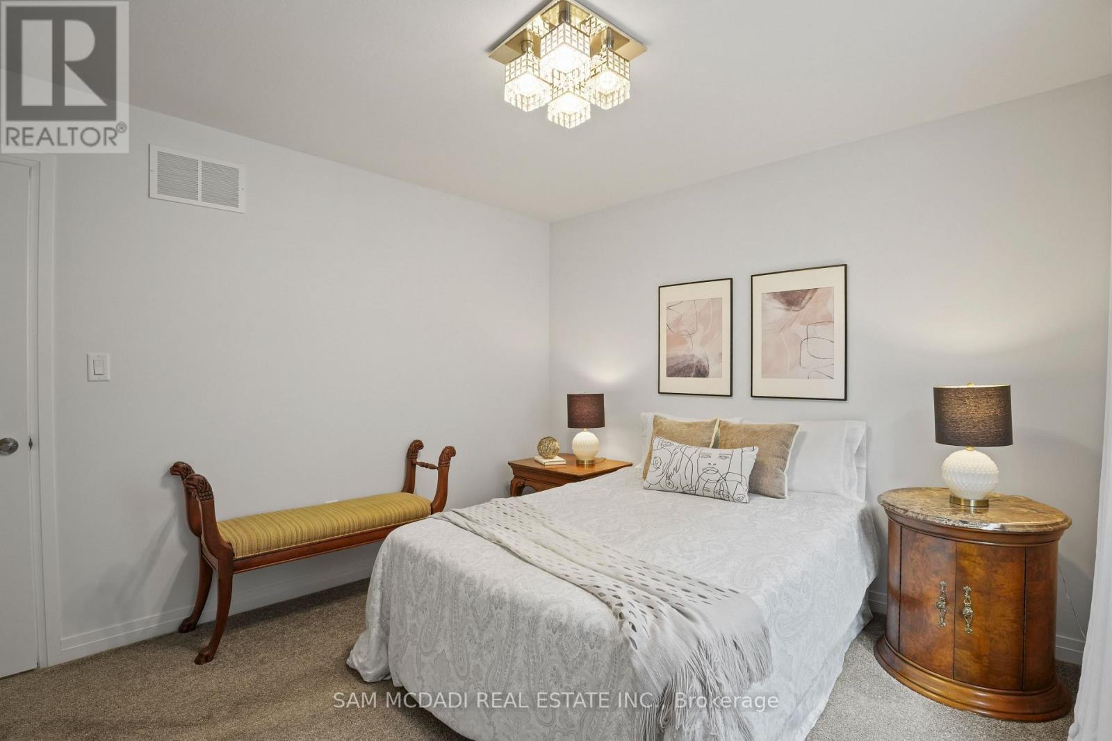 4037 Stadelbauer Drive, Lincoln (Beamsville), Ontario  L3J 0S5 - Photo 22 - X12224495